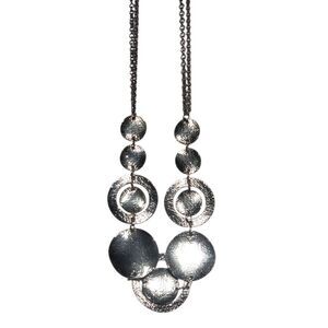 Silver Toned Hammered Disc Round Metal Pendants Statement Necklace 20"